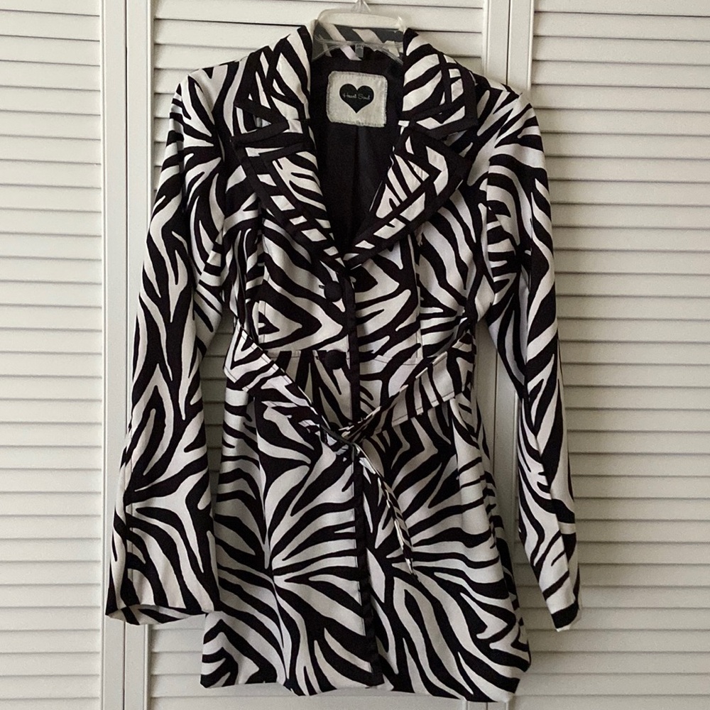 Zebra print jacket with belt and covered buttons!